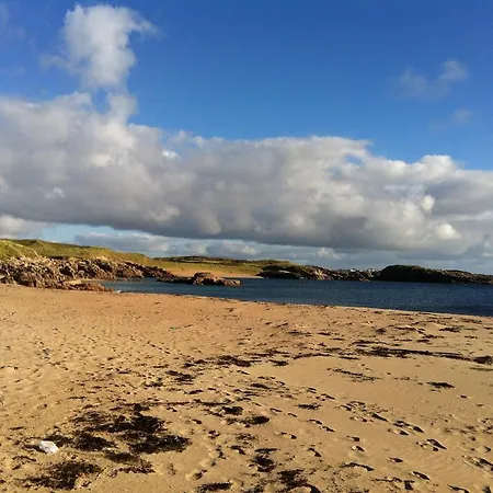 Teach Donncadh Bed & Breakfast *